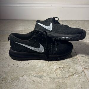 Men’s Nike Flyknit Max Black Shoes